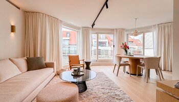 Magnifique et spacieux penthouse de 3 chambres avec de grandes terrasses, situé à proximité de la mer et du centre-ville