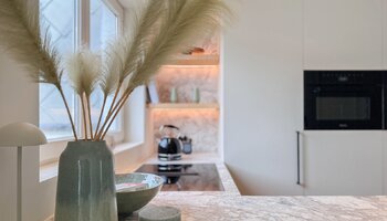 Magnifique et spacieux penthouse de 3 chambres avec de grandes terrasses, situé à proximité de la mer et du centre-ville