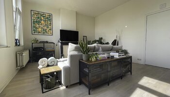 Lichtrijk appartement in karaktervol gebouw