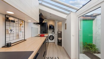 Charmante rijwoning in het centrum aan de Molens 