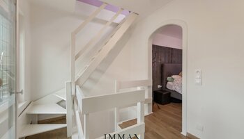 Charmante rijwoning in het centrum aan de Molens 