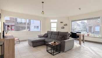 Instapklaar appartement met 2 slaapkamers en garage