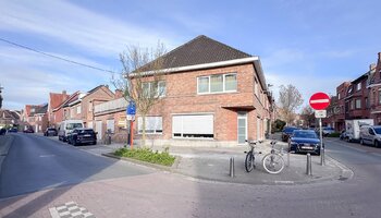 Instapklaar appartement met 2 slaapkamers en garage