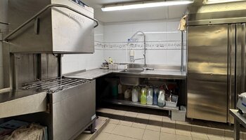 Overname restaurant & 3 gastenkamers op topligging 