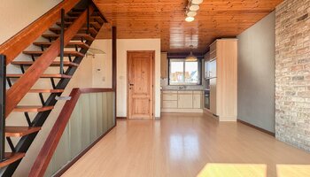 Bel-etage woning op centrale locatie
