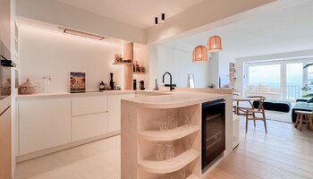 Prachtig gerenoveerd 3-SLK appartement op de zeedijk van het Zoute