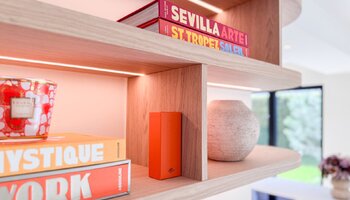 Subliem afgewerkte alleenstaande villa met 4SK op een uniek ruim perceel te Knokke