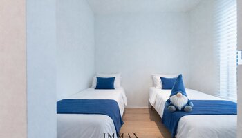 Appartement neuf unique de 2 chambres avec vue sur la place Driehoeksplein, dans le quartier du Zoute