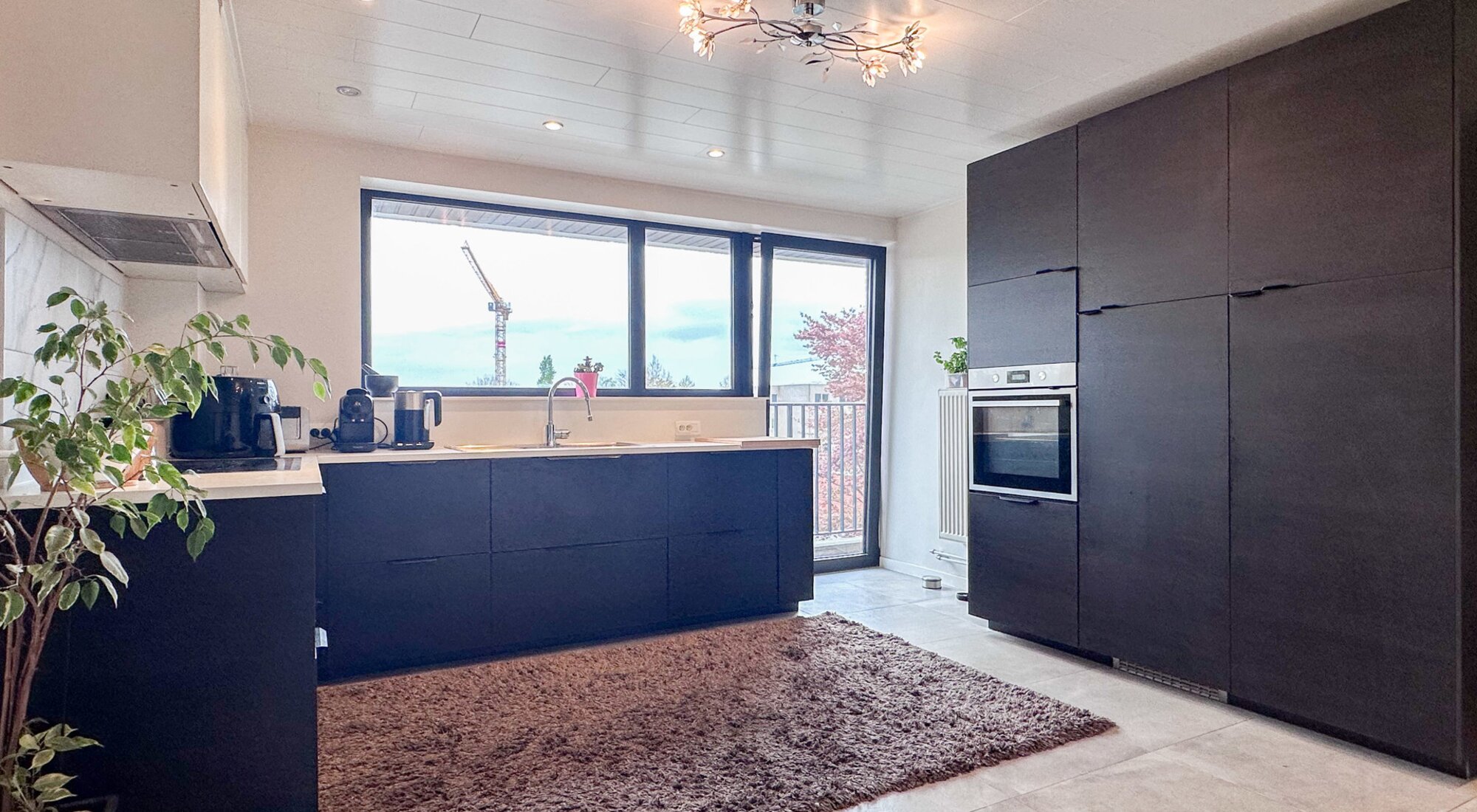 Ruim, vernieuwd appartement op een zeer centrale locatie