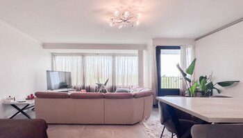 Ruim, vernieuwd appartement op een zeer centrale locatie