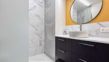 Ruim, vernieuwd appartement op een zeer centrale locatie