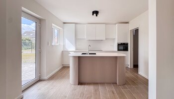 Maison prête à emménager avec jardin bien orienté et garage