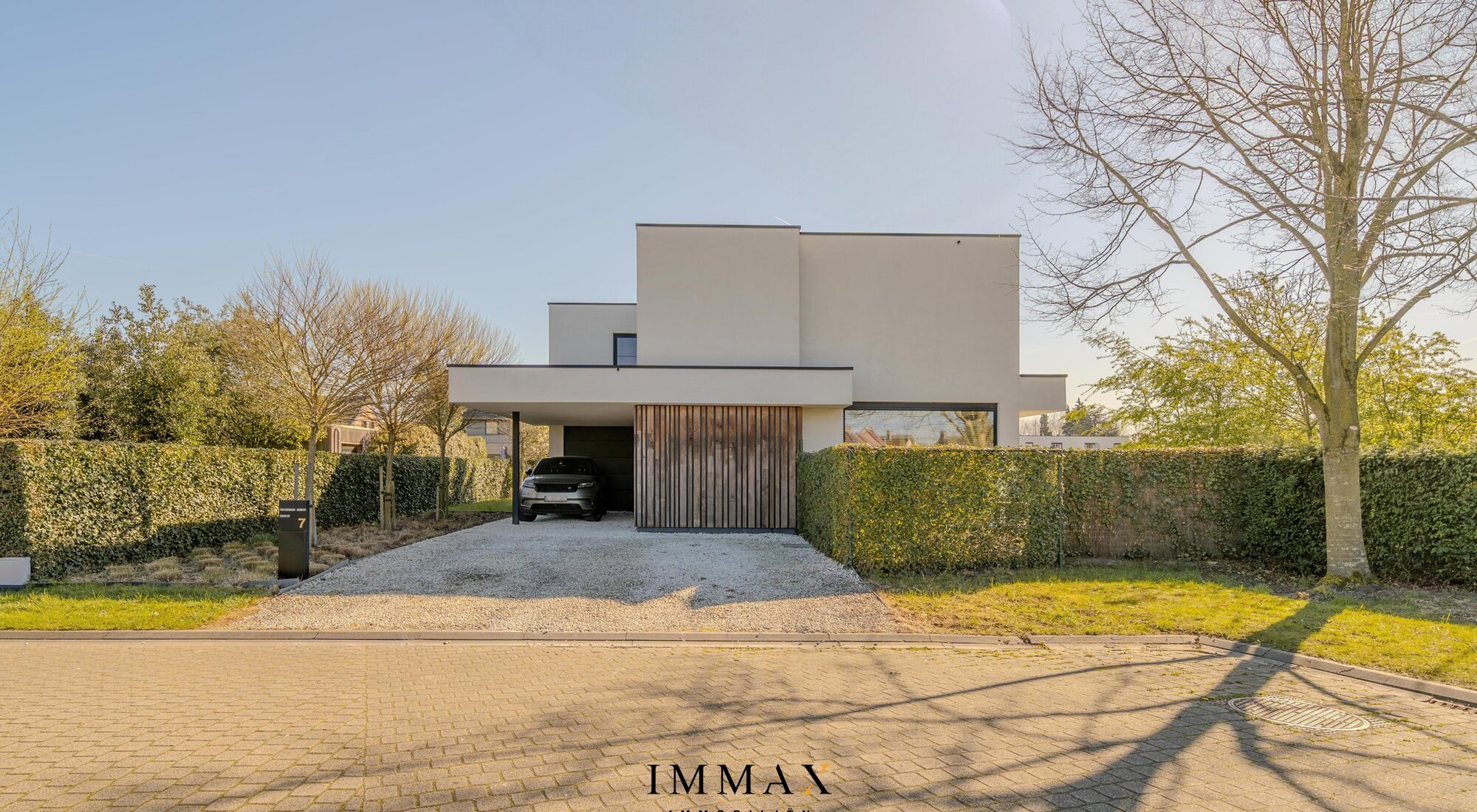 Moderne villa in groene omgeving
