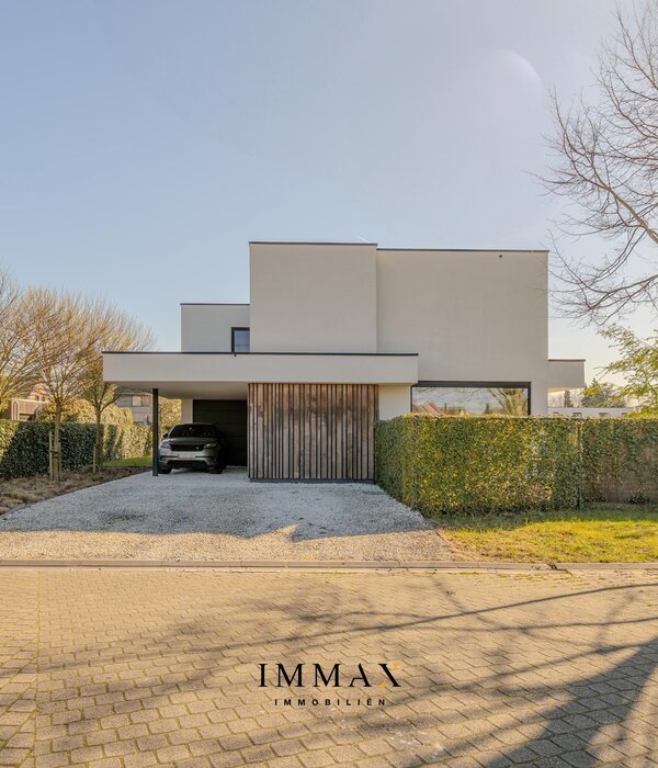 Moderne villa in groene omgeving