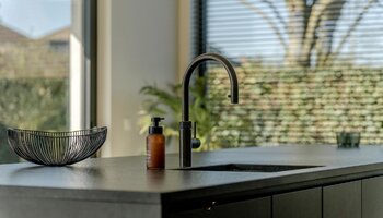 Moderne villa in groene omgeving