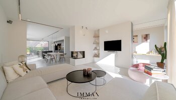 Moderne villa in groene omgeving