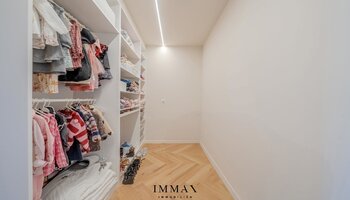 Moderne villa in groene omgeving