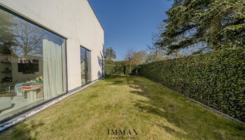 Moderne villa in groene omgeving