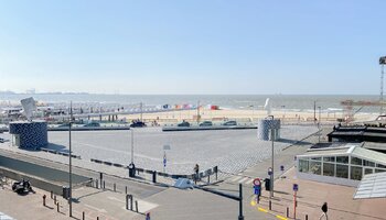 Prachtig 2-SLK appartement aan het Rubensplein met zeezicht