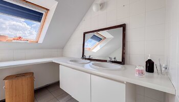 Bien de commerce exceptionnel avec habitation complète