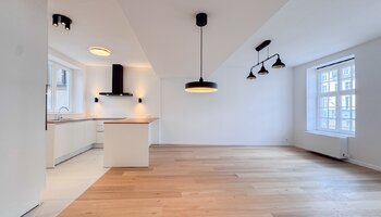 Karaktervolle opbrengsteigendom op toplocatie langs de Brugse reien