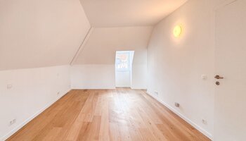 Karaktervolle opbrengsteigendom op toplocatie langs de Brugse reien