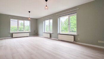 Appartement rénové avec un garage
