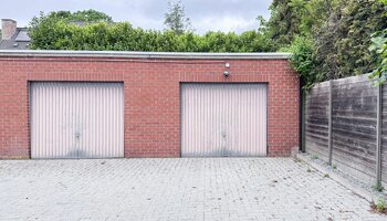 Appartement rénové avec un garage
