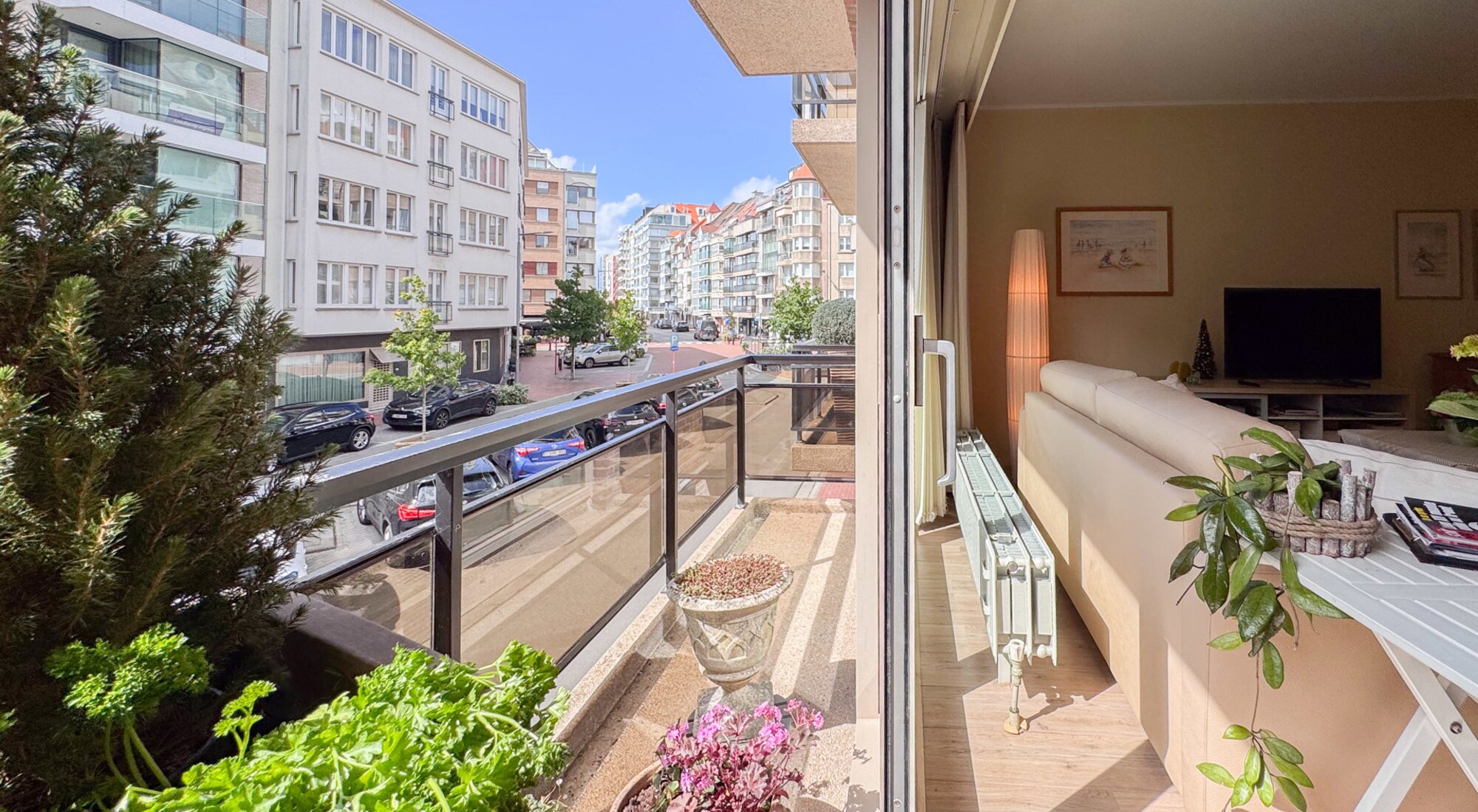 Royaal 2SLK-appartement met een brede gevel nabij het Rubensplein
