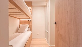 Luxueus gerenoveerd 3SLK-appartement met quasi frontaal zeezicht aan het Rubensplein in Knokke