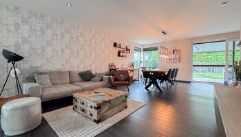 Instapklare halfopen woning met zonnige tuin