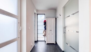 Instapklare halfopen woning met zonnige tuin
