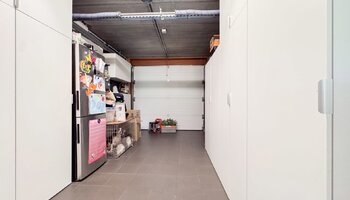 Instapklare halfopen woning met zonnige tuin
