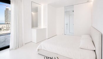 Appartement de luxe de 2 chambres avec de grandes terrasses et un espace polyvalent, situé dans le quartier Oosteroever