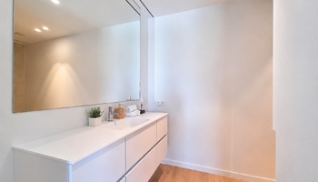Deux appartements exclusifs et luxueux situés aux 6e et 7e étages, dotés de terrasses spacieuses, dans le quartier Oosteroever