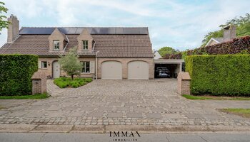 Charmante villa met prachtige tuin, 4 slaapkamers en topligging nabij Brugge
