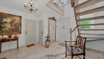 Charmante villa met prachtige tuin, 4 slaapkamers en topligging nabij Brugge