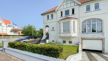 Villa exclusive de 4 chambres au bord du lac de Zegem