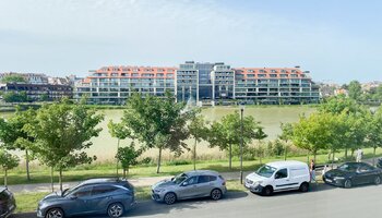 Villa exclusive de 4 chambres au bord du lac de Zegem