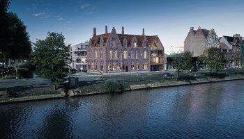 Luxueus wonen in een karaktervolle residentie aan de vaart