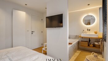 Appartement 2 pièces rénové avec goût dans une résidence de standing, à proximité du Casino et du lac de Zegem