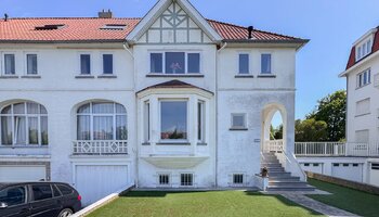 Exclusieve villa aan het Zegemeer met inpandige garage