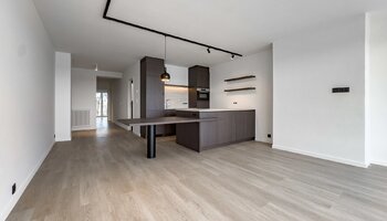 Appartement rénové de 3 chambres avec vue marina