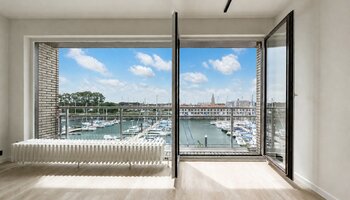 Appartement rénové de 3 chambres avec vue marina