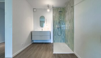 Appartement rénové de 3 chambres avec vue marina