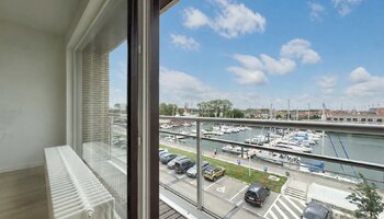 Appartement rénové de 3 chambres avec vue marina
