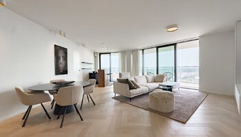 Exclusief en prachtig 2SLK-appartement met royaal terras en open zicht gelegen in The Tower 
