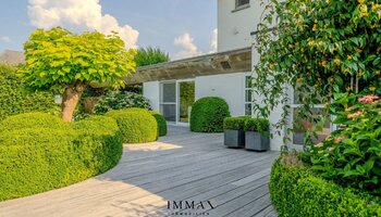 Exclusief wonen met zwembad, omgeven door groen