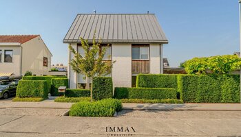 Exclusief wonen met zwembad, omgeven door groen
