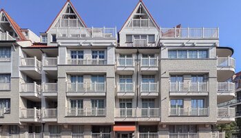 Ruim 3-SLK appartement met zuidgerichte terrassen gelegen in de Zoutelaan